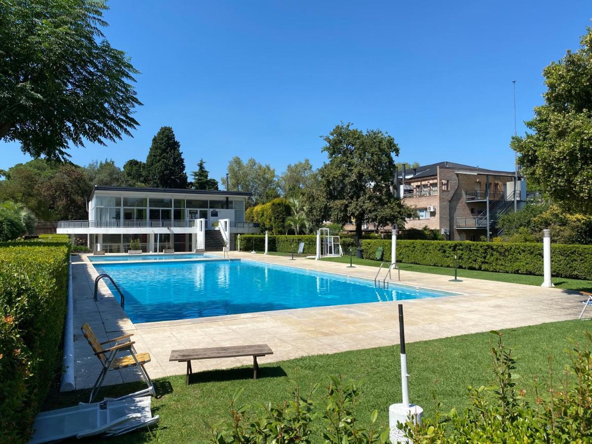 Apartamento En Country Pilar Piscina Parrilla Propia Hasta 4 Personas Extérieur photo