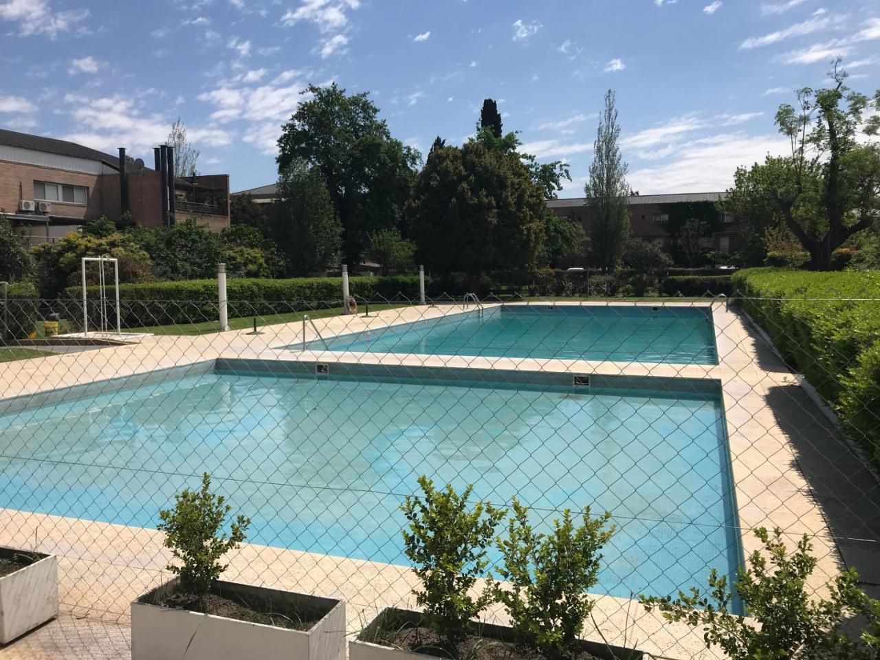 Apartamento En Country Pilar Piscina Parrilla Propia Hasta 4 Personas Extérieur photo